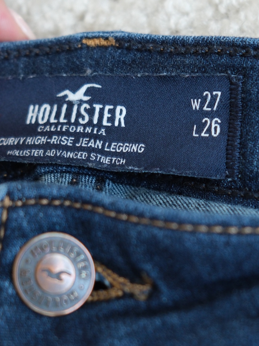 Hollister Dark Wash High Rise Women's Skinny Jeans - size 5S w27 l26 - Picture 3 of 4